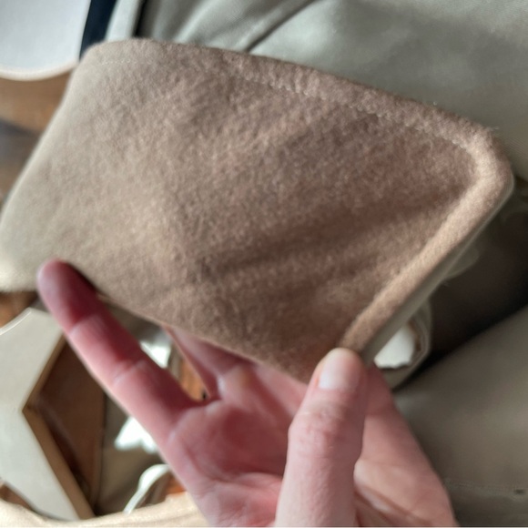 1970s Vintage Trench Coat with Fox Run Lining - Picture 15 of 16